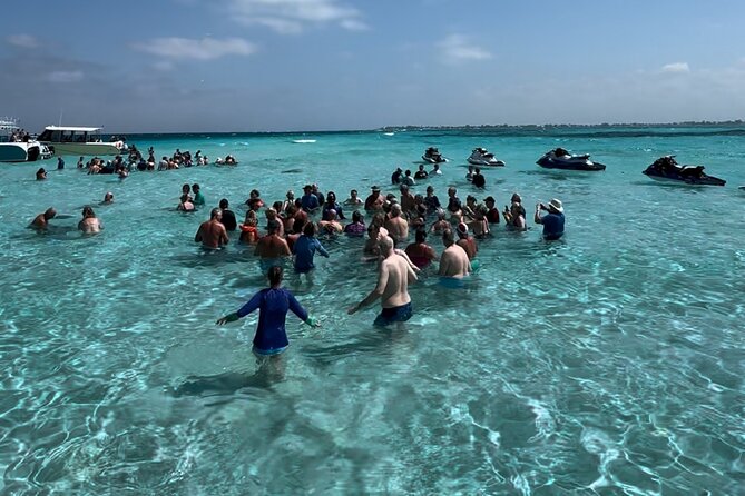 3 Stop Boat Tour Stingray City Coral Gardens and Starfish Point - Three Cayman stops in one short boat trip