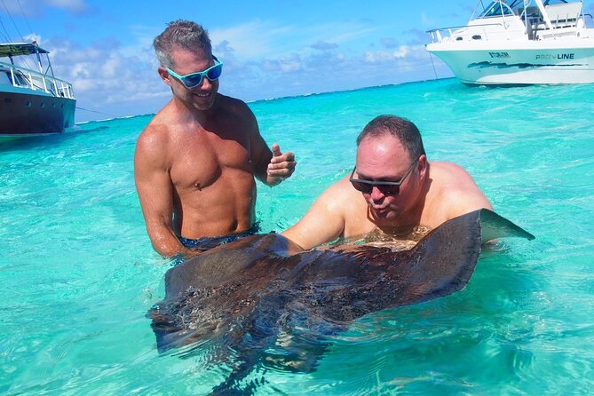 Acquarius Stingray City and Snorkel Tours - Coral Gardens gives the tour its best snorkeling chance