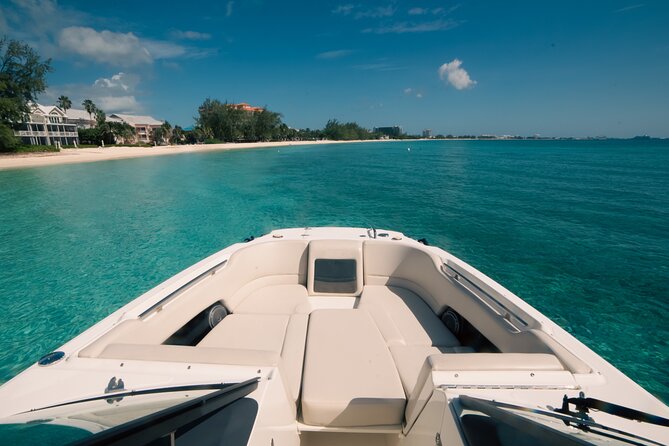 Aquaholic Charters: Private 1.5 - 4Hrs Cayman Luxury Adventure - A private Cayman boat trip with room to choose