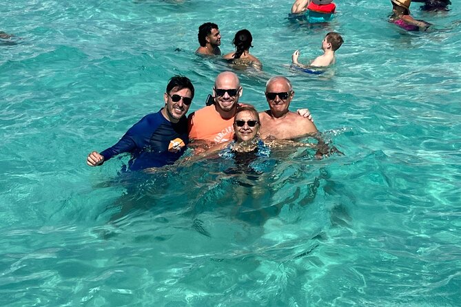 Aquaholic Charters: Private 1.5 - 4Hrs Cayman Luxury Adventure - Starfish Point for a slower, photo-friendly stop