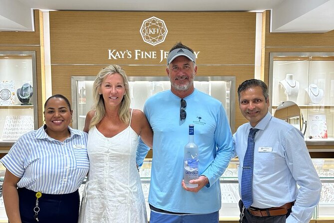 Diamonds and Cocktails a Shopping Experience in Grand Cayman - Learning about diamonds, gemstones, and lab-created stones