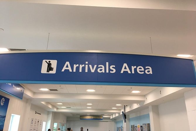 Grand Cayman Shared Airport Transfer - A practical first ride from Owen Roberts Airport