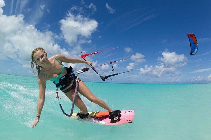 Introductory Semi-Private Kitesurf Lesson - Why this two-hour Cayman lesson works for beginners