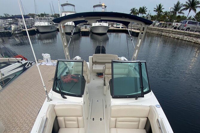 Private boat charter in Grand Cayman - Captain Justin and the local feel