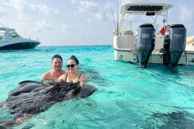 Private Charter 28ft Grady White. Stingrays, Snorkeling, Starfish - Starfish Point offers a slower finish