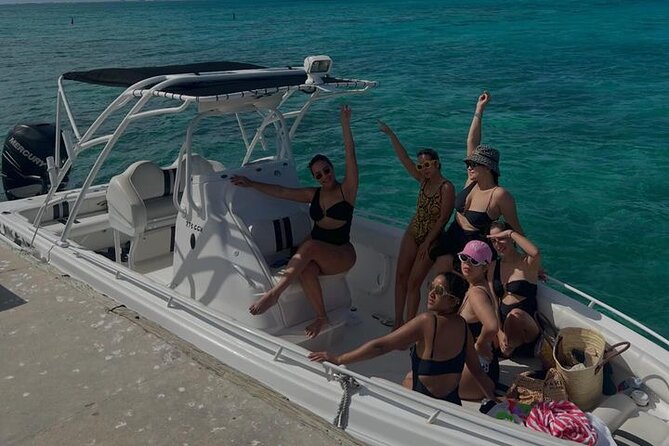 Private Half Day Boat Tour, 3 locations of your choice - Stingray City, with shallow water and close encounters