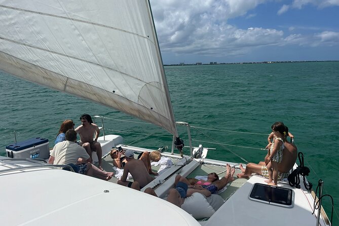 Private Luxury Catamaran Tour to Stingray City and Snorkel - Timing, meeting point, and practical details