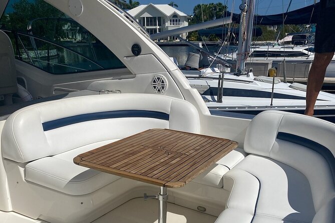 Private Yacht 48 ft Sting Ray City, Snorkel & Starfish Beach - Boarding at Yacht Club Drive