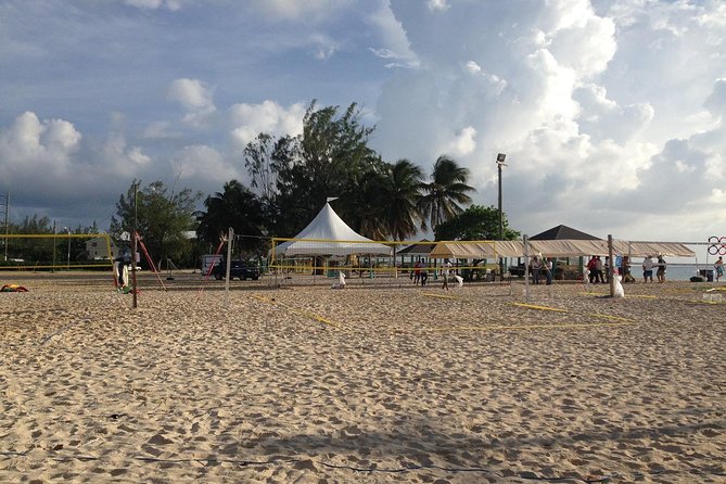 Seven Mile Beach Getaway - The biggest problem is not the beach