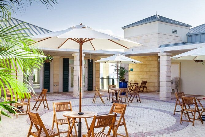 Skip the Line: Guided Tour and Rum Tasting Experience - Entering the 18th-century Great House