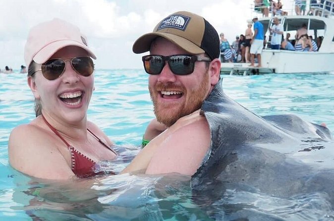 Stingray City and Coral Gardens - Guides make a big difference