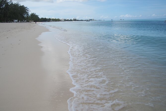 Stingray City and Seven Mile Beach Adventure Tour - Seven Mile Beach Gives You a Quiet Change of Pace