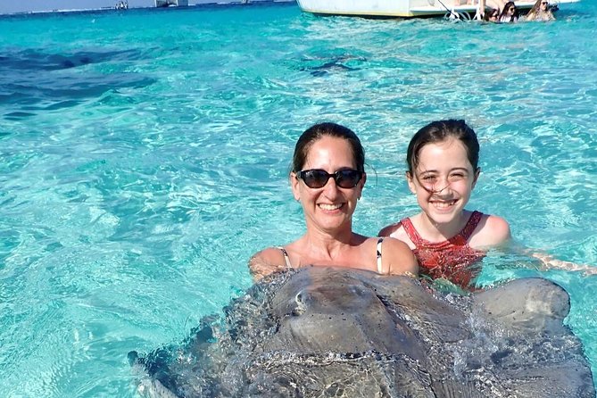 Stingray City Experience Plus One Snorkeling Stop - The boat ride and the crew’s role