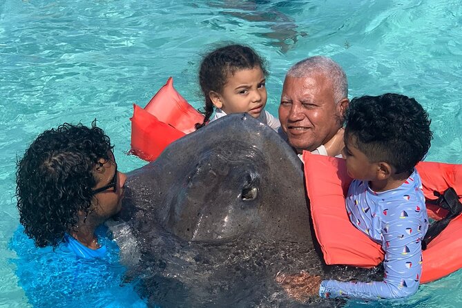 StingrayCity ,Coral Garden & Starfish Tour. - Why Stingray City is the reason to book